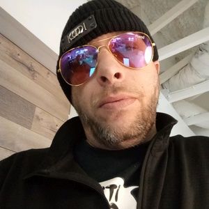 Meet your Posher, Jason